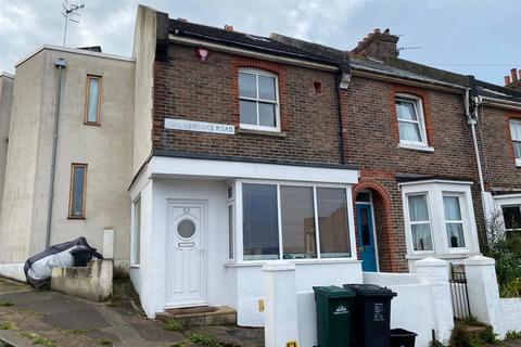 4 bedroom end of terrace house to rent, Carisbrooke Road, Brighton
