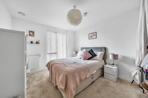 1 bedroom flat for sale, Grosvenor Court, Adenmore Road, London, SE6 4FD