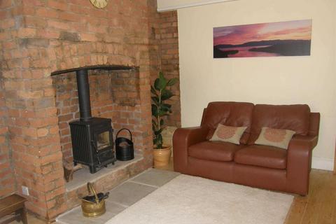 3 bedroom house to rent, Dale Street, Macclesfield, Cheshire