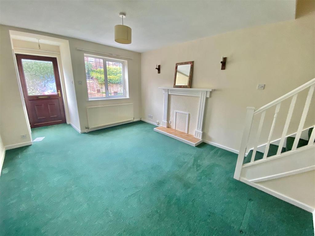 Slater Street, Macclesfield, Cheshire 2 bed house £835 pcm (£193 pw)