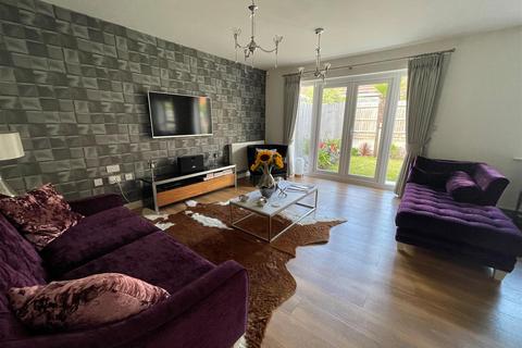 25 Brick Kiln Way, Dudley, DY3 4BA
