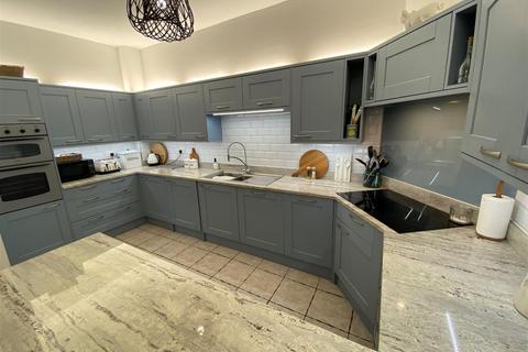 Flat 2, Armoury Towers Barracks Square, Macclesfield, SK11 8HF