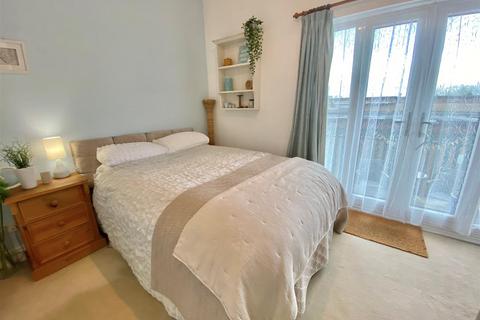 Flat 2, Armoury Towers Barracks Square, Macclesfield, SK11 8HF