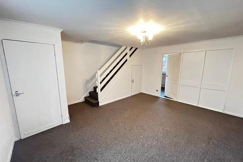 3 bedroom terraced house to rent, Windsor Walk, Ashington