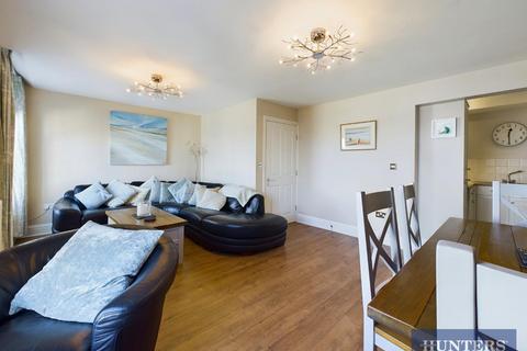 2 bedroom apartment for sale, Castle Road, Scarborough