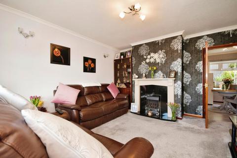 3 bedroom end of terrace house for sale, Helmton Drive, Woodseats, Sheffield, S8 8QN