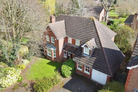 4 bedroom house for sale, Lapwing Drive, Hampton-In-Arden, Solihull