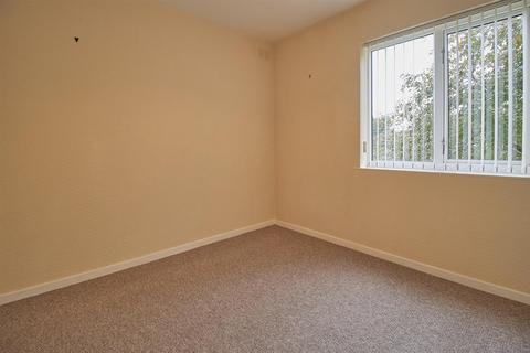 2 bedroom apartment to rent, Deveron Court, Hinckley, Leicestershire