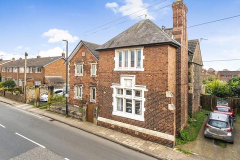 4 bedroom semi-detached house for sale, York Road, Tadcaster