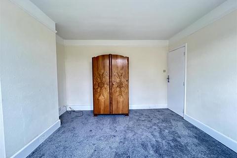 1 bedroom in a house share to rent, Room 5, Hart Road