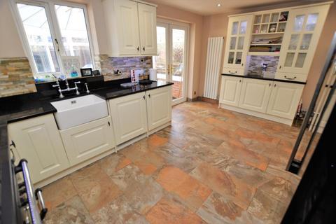 24 Broadfield Way, Countesthorpe, Leicester, LE8 5XR