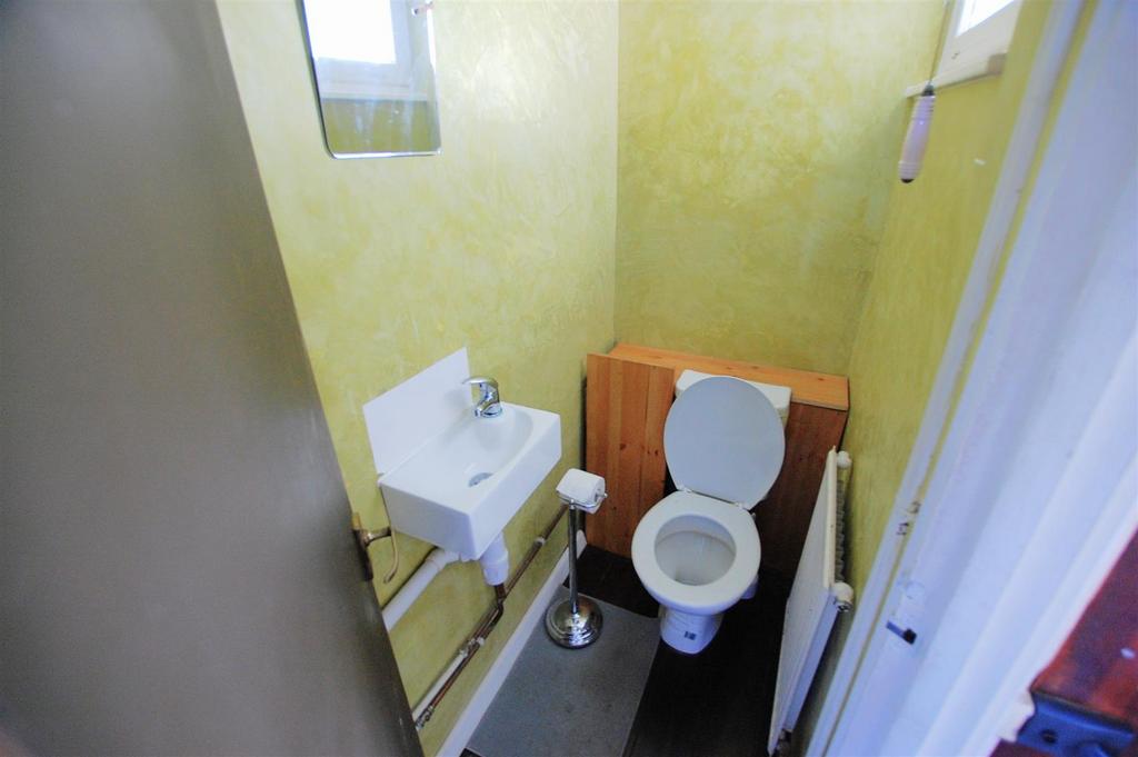 Refitted Ground Floor Wc