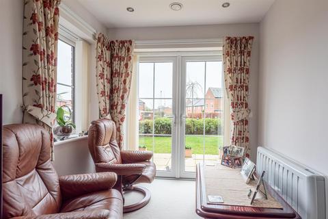 2 bedroom apartment for sale, 1 Ryebeck Court, Pickering, YO18 7FA