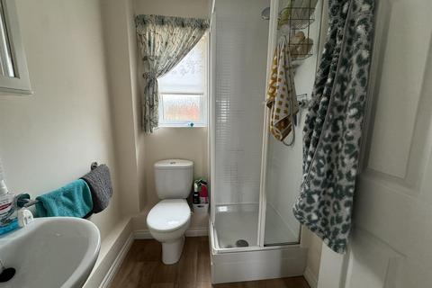 2 bedroom coach house to rent, Popham Close, Tiverton EX16
