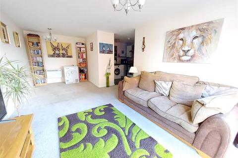 2 bedroom flat for sale, Severn View, Stourport-On-Severn