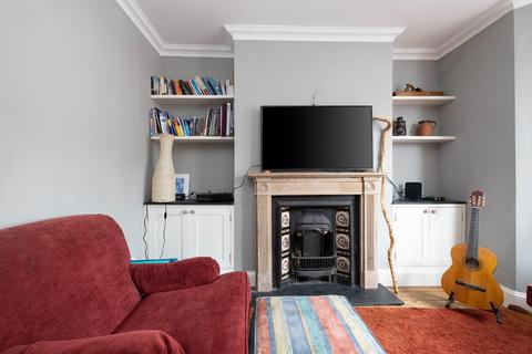 35 Mendip Road, Bristol, BS3 4PB