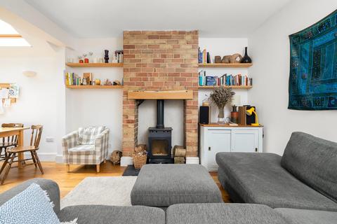 35 Mendip Road, Bristol, BS3 4PB