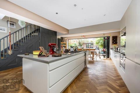 5 bedroom house for sale, Springfield Road, Brighton