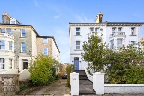 5 bedroom house for sale, Springfield Road, Brighton