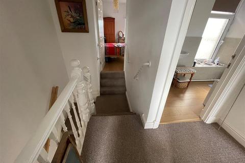 14 Randell Square, Pembrey, Burry Port, SA16 0TY