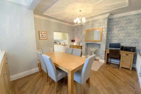 98 Campden Crescent, Cleethorpes, DN35 7UQ