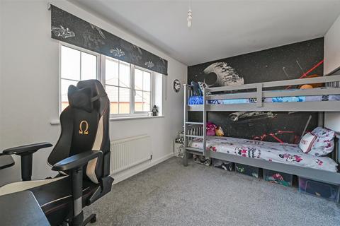 10 Blackberry Copse, Felpham, Bognor Regis, PO22 8GP