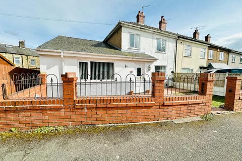 4 bedroom semi-detached house for sale, Carr Road, Colne