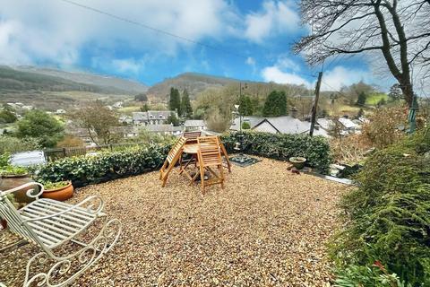 undefined, Dolwyddelan