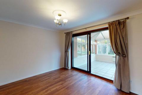 4 bedroom detached house to rent, Rothley Close, Radbrook Green, Shrewsbury