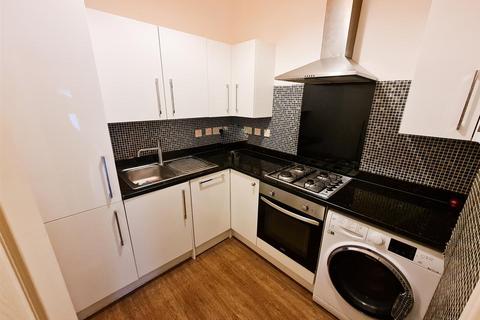 2 bedroom apartment to rent, Glengall Road, Woodford Green
