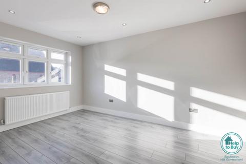 4 bedroom end of terrace house to rent, SUTTON