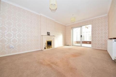 2 bedroom detached bungalow for sale, Anderson Drive, Whitnash