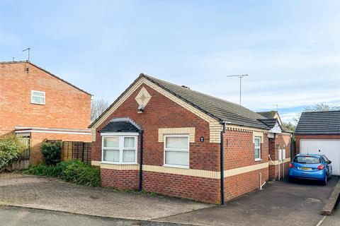 2 bedroom detached bungalow for sale, Anderson Drive, Whitnash