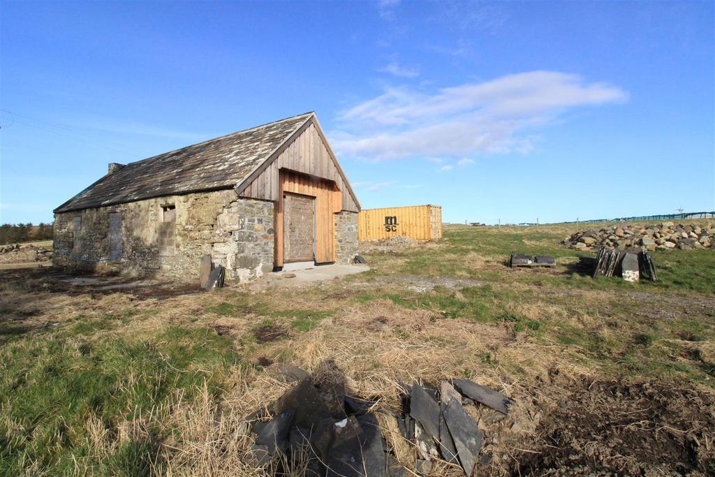 Honeysuckle barn (12).jpg