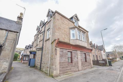 3 bedroom maisonette for sale, Highlander, 6 Burn Place, Dingwall