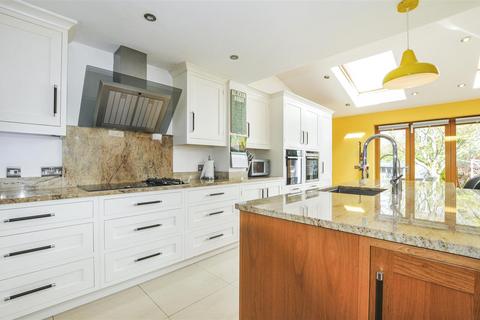 4 bedroom detached house for sale, Somerset Grove, Warfield