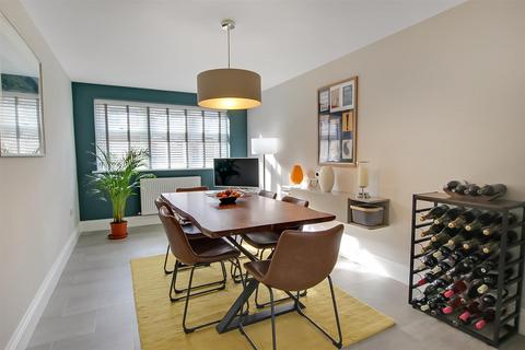 5 bedroom townhouse for sale, Leconfield, Darlington