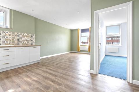 2 bedroom apartment for sale, High Street, Waltham Cross