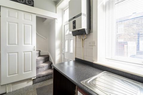 2 bedroom terraced house for sale, Gaythorne Terrace, Halifax HX3