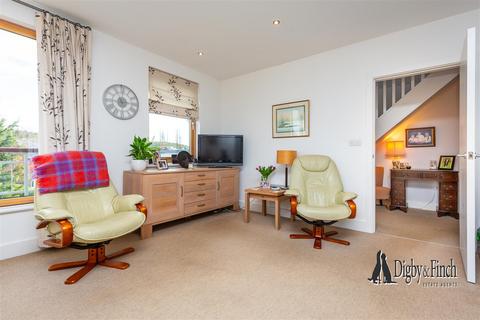 3 bedroom apartment for sale, Oakfield, Radcliffe-On-Trent, Nottingham