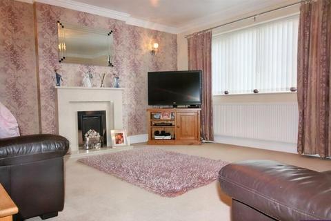 4 bedroom detached house for sale, Carr Green Lane, Mapplewell, Barnsley, S75