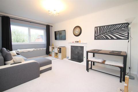 2 bedroom flat for sale, Coppice Beck Court, Harrogate HG1