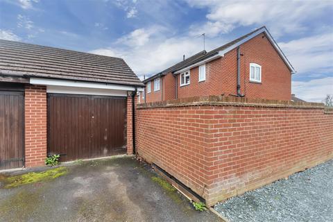 3 bedroom end of terrace house for sale, Copperfield Drive, Shrewsbury