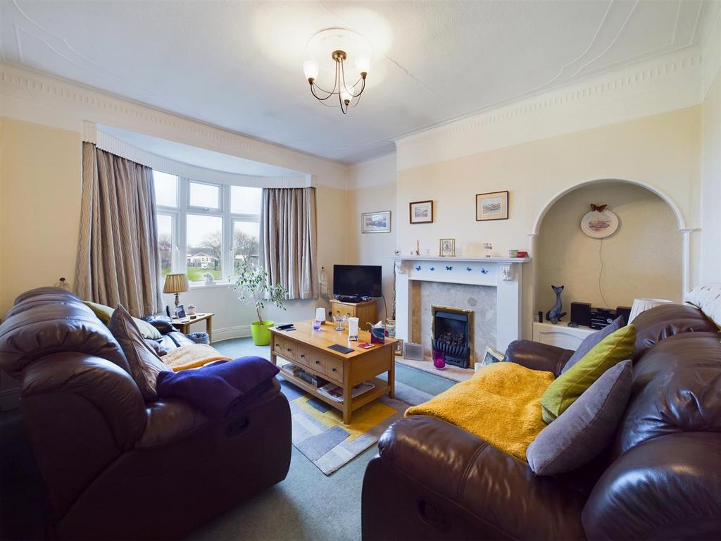 Closefield Grove, Monkseaton 2 bed apartment for sale £145,000