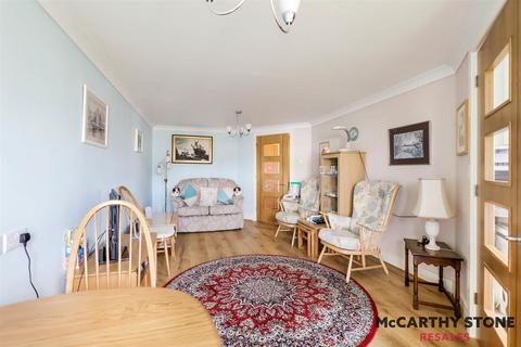 1 bedroom apartment for sale, Martello Court, Jevington Gardens, Eastbourne, East Sussex, BN21 4SD