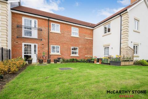 1 bedroom apartment for sale, Queen Elizabeth Place, Orchard Lane, Alton