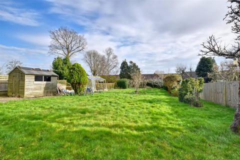 3 bedroom semi-detached bungalow for sale, North Trade Road, Battle