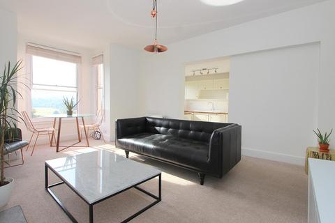 2 bedroom flat to rent, London Road West, Bath BA1
