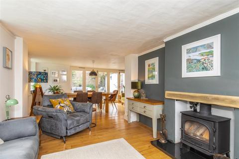 4 bedroom property for sale, Northease Lodge, Newhaven Road, Rodmell, Lewes