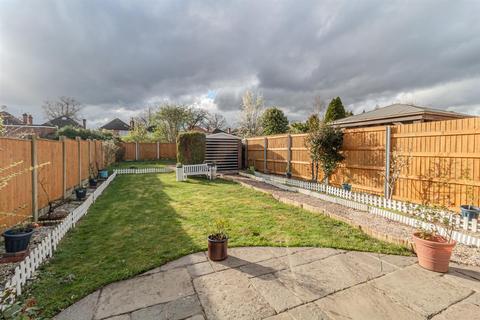 20 Arbrook Drive, Nottingham, NG8 3PD